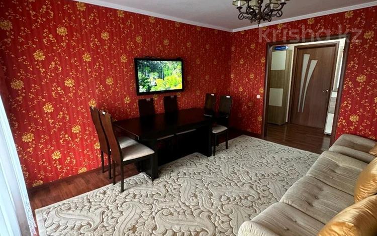 3-комнатная квартира · 60 м² · 3/5 этаж, кизатова за 24 млн ₸ в Петропавловске — фото 2