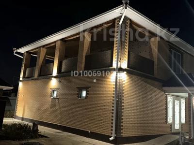 Дом · 5 комнат · 230 м², Самал 3 — Set Sail park за 50 000 〒 в Уральске