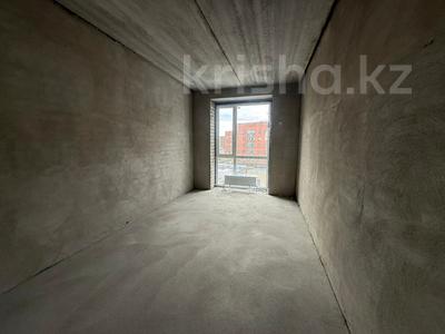 3-бөлмелі пәтер · 105 м² · 4/7 қабат, Алтын орда ш/а., бағасы: 48 млн ₸ в Актобе, мкр. Алтын орда