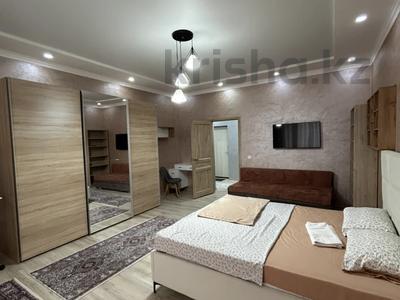 1-бөлмелі пәтер · 50 м² · 8 қабат, 17-ш/а. 21, бағасы: 180 000 ₸ в Актау, 17-й мкр
