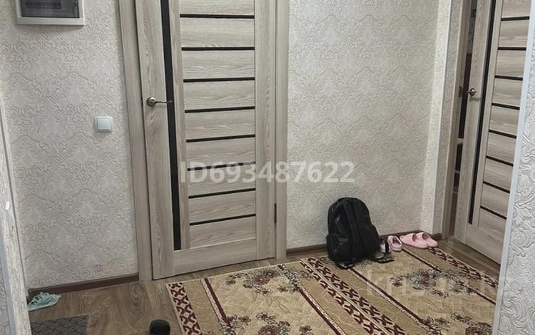3-комнатная квартира, 60 м², 1/3 этаж, Турсынбек 28 за 25.5 млн 〒 в  — фото 2