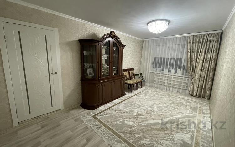 3-бөлмелі пәтер · 77.5 м² · 5/6 қабат, мкр Жилгородок, Пр.мира 1/1, бағасы: 18 млн 〒 в Актобе — фото 2