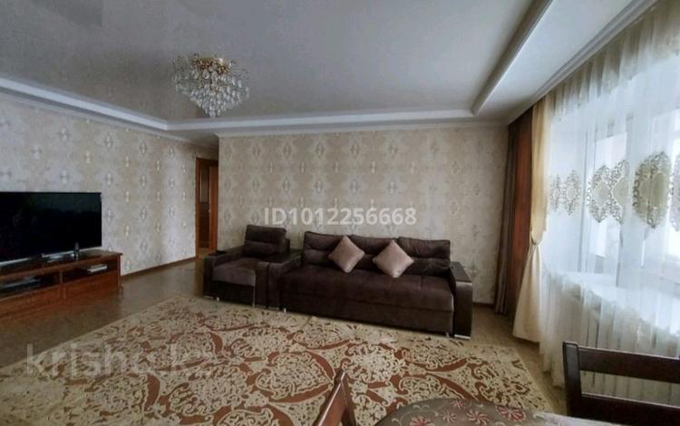 3-комнатная квартира · 56 м² · 2/4 этаж, ул. Муратхана Бейсембаева 35 за 18.5 млн ₸ в Семее, Красный Кордон — фото 2