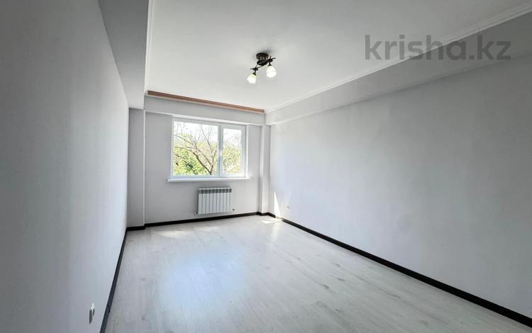 4-комнатная квартира · 76 м² · 5/5 этаж, мкр Айнабулак-2 за 38 млн ₸ в Алматы, Жетысуский р-н — фото 2