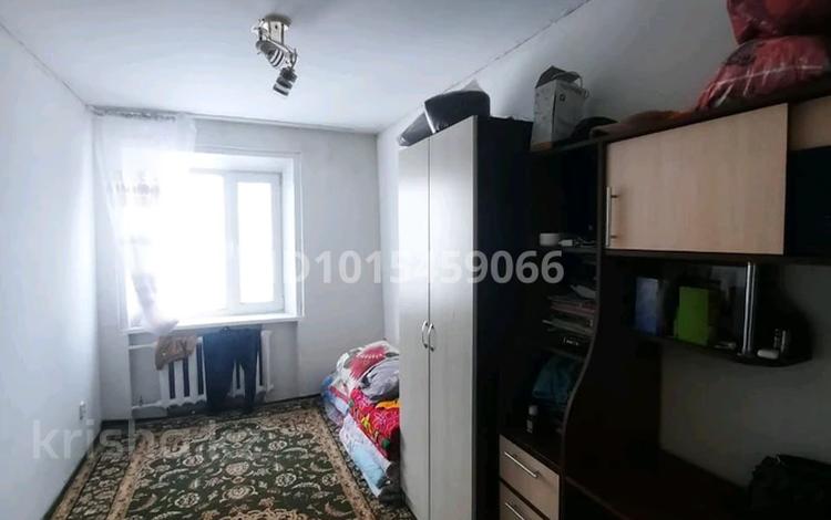 3-бөлмелі пәтер · 63 м² · 2/5 қабат, Есенберлина 29 — Республика есенберлина, бағасы: 15 млн ₸ в Астане, Сарыарка р-н — фото 2