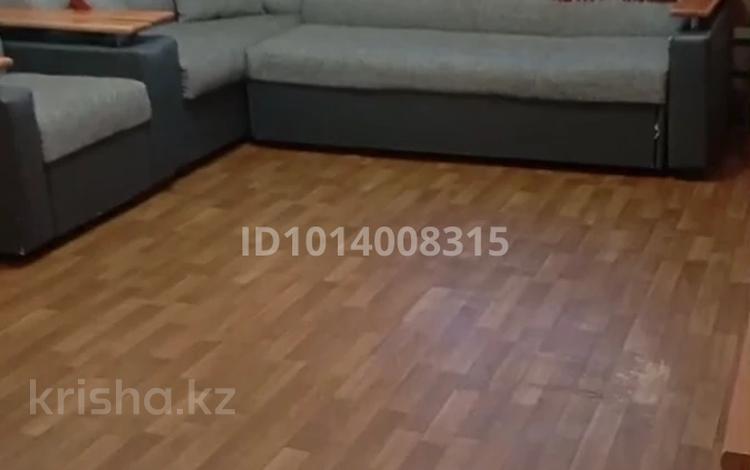1-комнатная квартира · 37 м² · 6/9 этаж, мкр Юго-Восток, 30й микрорайон 17 — Муканова за 130 000 ₸ в Караганде, Казыбек би р-н — фото 2