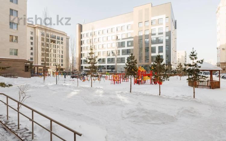 3-комнатная квартира · 128 м² · 7/8 этаж, Керей и Жанибек хандар 6 за 75 млн 〒 в Астане, Нура р-н — фото 42