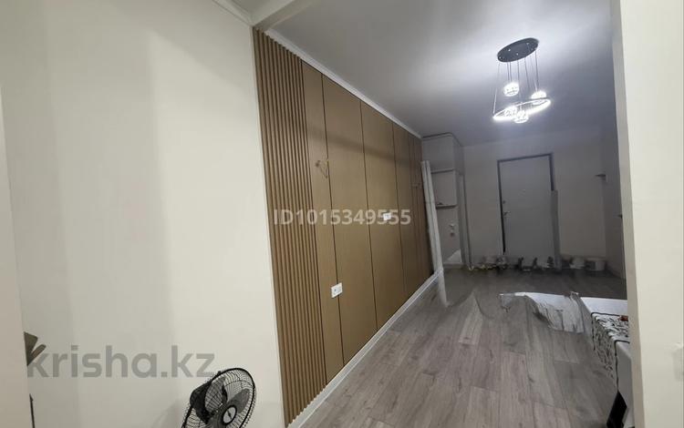 1-бөлмелі пәтер · 39 м², Шұғыла ш/а., Мкрн Шугыла 340/46, бағасы: 250 000 ₸ в Алматы, Наурызбайский р-н — фото 2