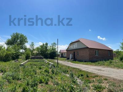 Жеке үй · 4 бөлме · 110 м² · 10 жүзд., 22 мкрн, Кудайбердиева 18, бағасы: 30 млн ₸ в Усть-Каменогорске, Меновное