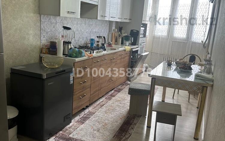 3-комнатная квартира · 100 м² · 4/5 этаж, мкр Нурсат 109 за 40.5 млн ₸ в Шымкенте, Каратауский р-н — фото 2