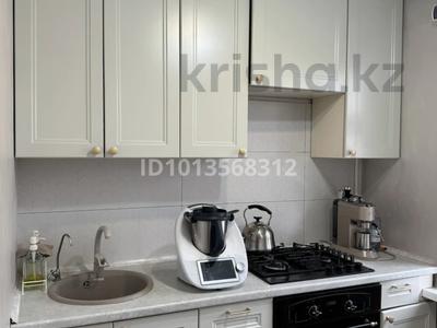 3-бөлмелі пәтер · 65 м² · 4/5 қабат, мкр Тастак-3, Дуйсенова 25, бағасы: 380 000 ₸ в Алматы, Алмалинский р-н