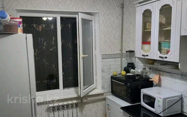3-бөлмелі пәтер · 62 м² · 1/5 қабат, мкр Каратау 23, бағасы: ~ 15.6 млн ₸ в Таразе — фото 2