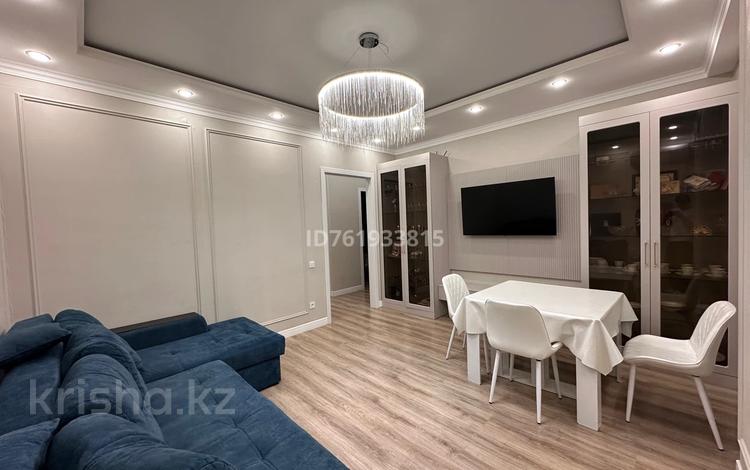 3-бөлмелі пәтер · 82.3 м² · 16/17 қабат, 17-й мкр 23 — ТЦ Хазар, жк Оазис, бағасы: 42.5 млн ₸ в Актау — фото 2