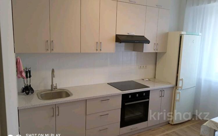 1-комнатная квартира · 36 м² · 5/9 этаж, Шевченко — Шарипова за 270 000 ₸ в Алматы, Алмалинский р-н — фото 11