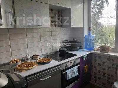 3-комнатная квартира · 63 м² · 4/5 этаж, Майкудук, Майкудук, 18й микрорайон 17 за 170 000 ₸ в Караганде, Алихана Бокейханова р-н