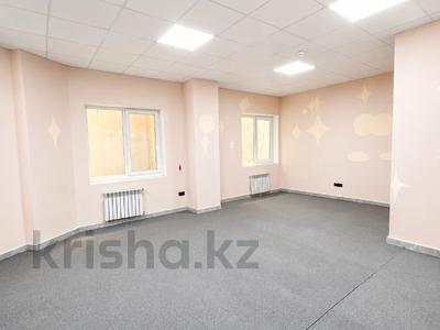 Свободное назначение, офисы, магазины и бутики, фитнес и спорт, образование, конференц-залы, кабинеты и рабочие места, студии · 350 м² за ~ 1.8 млн ₸ в Алматы, Медеуский р-н