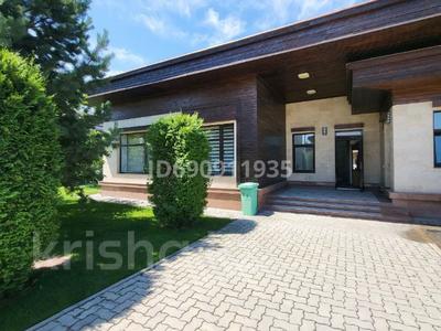 Аренда домов или дач в Алматинской обл.: Отдельный дом · 4 комнаты · 190 м², Маметовой 104 за 850 000 〒 Отдельный дом · 4 комнаты · 190 м², Маметовой 104 за 850 000 〒 в Теренкаре