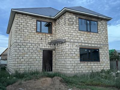 Отдельный дом · 6 комнат · 200 м² · 4 сот., Абылай хана 115/2 — За магазином Кердері за 32 млн 〒 в Уральске