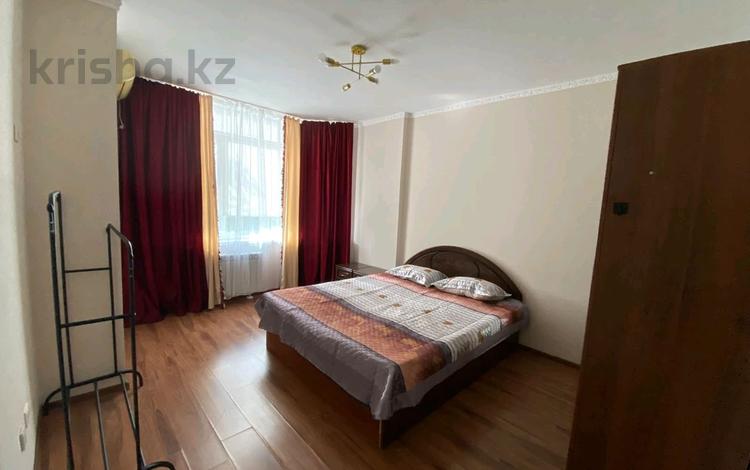 2-комнатная квартира · 75 м² · 2/9 этаж, Сатпаева 5Б — Тайманова за 250 000 ₸ в Атырау — фото 2