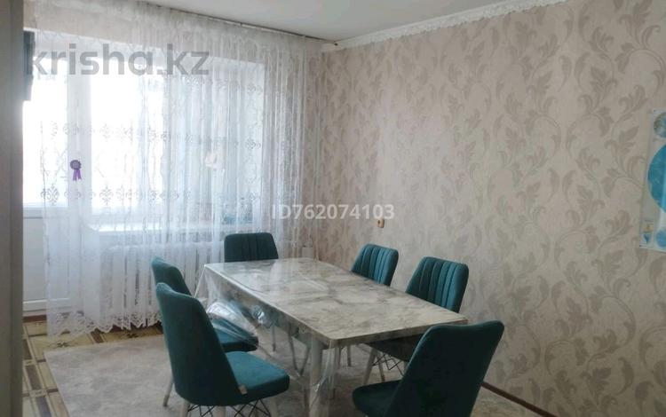 3-комнатная квартира · 62 м² · 4/5 этаж, Валиханова за 8.5 млн ₸ в Алге — фото 2