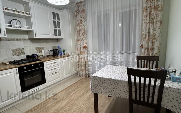 1-комнатная квартира · 58 м² · 2/9 этаж, Жарбосынова 71 за 29 млн ₸ в Атырау — фото 4