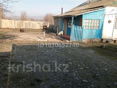 Жеке үй · 3 бөлме · 60 м² · 23 жүзд., Балабека Бекназарова 30, бағасы: 20 млн ₸ в 