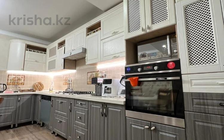 3-бөлмелі пәтер · 120 м² · 6/9 қабат, мкр. Алтын орда, проспект Алии молдагуловой, бағасы: 55 млн ₸ в Актобе — фото 18