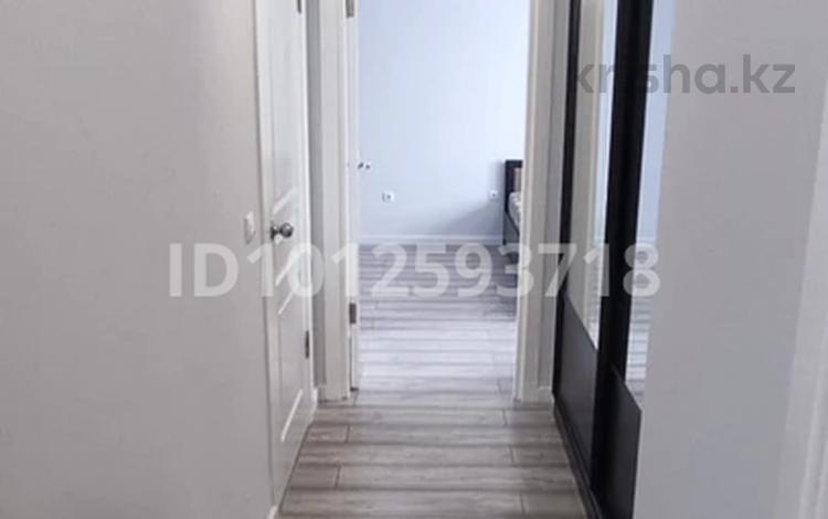 2-бөлмелі пәтер · 64 м² · 9/9 қабат, мкр Аккент 4, бағасы: 31 млн ₸ в Алматы, Алатауский р-н — фото 2