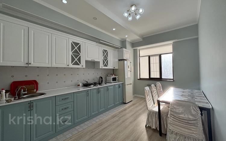2-комнатная квартира · 80 м² · 10/12 этаж, 16-й мкр 50 — Керемет за 200 000 ₸ в Актау — фото 2
