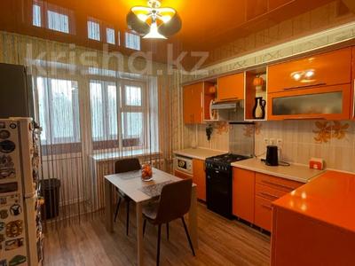 2-комнатная квартира, 64.8 м², 4/5 этаж, Кизатова за ~ 32.7 млн 〒 в Петропавловске