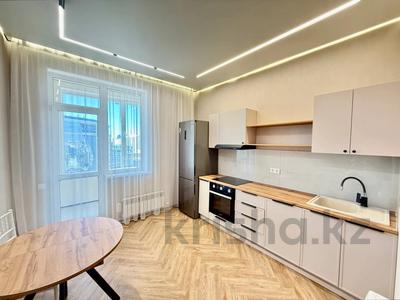 1-бөлмелі пәтер · 42 м² · 17/22 қабат, Тауелсиздик — Видовая квартира бизнес класс, бағасы: ~ 38 млн ₸ в Астане, Нура р-н