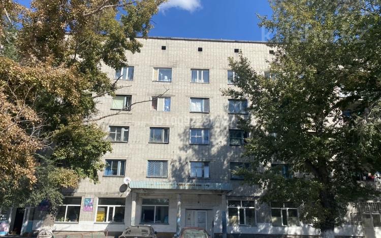 1 бөлме · 12 м² · 2/5 қабат, Бегалина 6, бағасы: 25 000 ₸ в Семее — фото 2