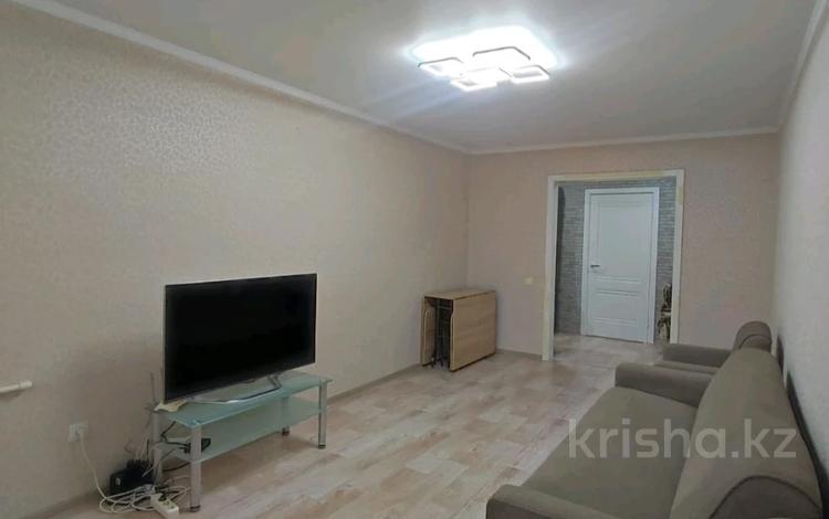 4-комнатная квартира · 80 м² · 3/3 этаж, Школьная 87 за 15.5 млн ₸ в Абае — фото 3