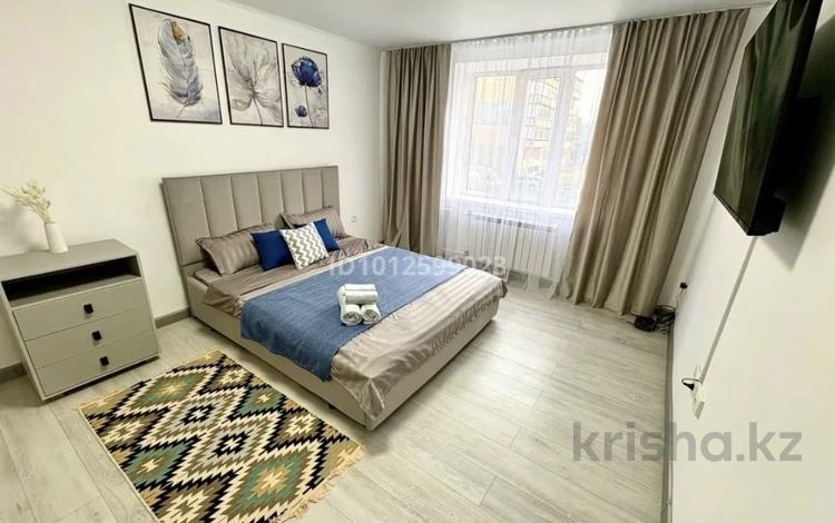 1-бөлмелі пәтер · 45 м² · 3/5 қабат, Аблайхана 59 — Жибек Жолы, бағасы: 17 000 ₸ в Алматы, Алмалинский р-н — фото 2