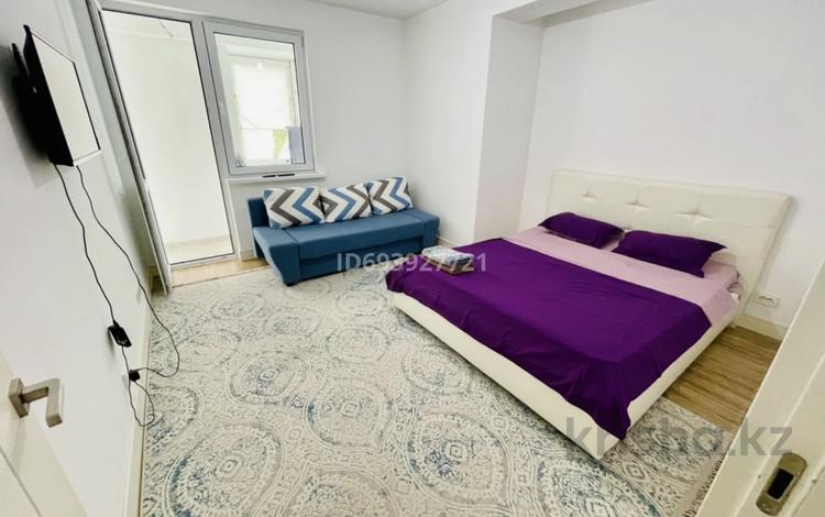 1-бөлмелі пәтер · 50 м² · 5/9 қабат, Абая 130, бағасы: 18 000 ₸ в Алматы, Бостандыкский р-н — фото 2