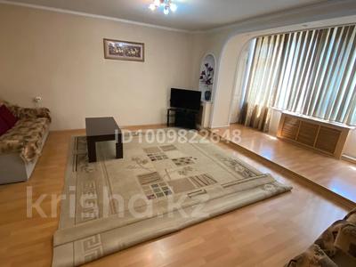 4-бөлмелі пәтер · 90 м² · 2/5 қабат, Туркестанская 9 — Байтурсынова, бағасы: 31 млн ₸ в Шымкенте, Аль-Фарабийский р-н