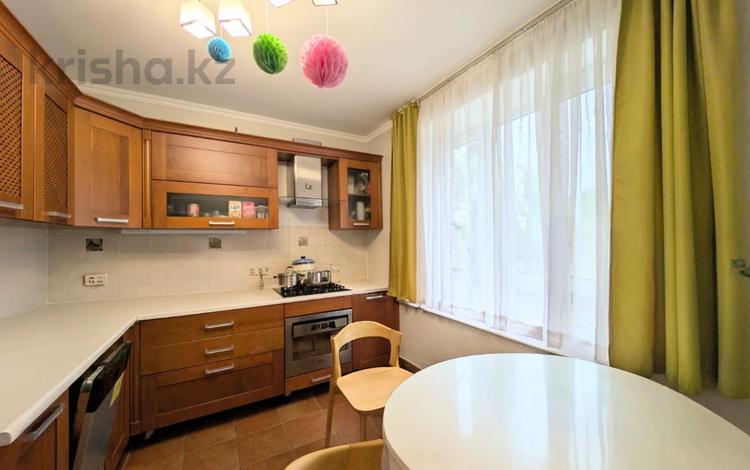 3-бөлмелі пәтер · 75 м² · 5/5 қабат, Толе би 40, бағасы: 79 млн ₸ в Алматы, Медеуский р-н — фото 12