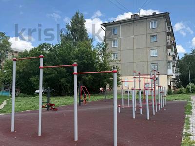 2-комнатная квартира · 45 м² · 1/5 этаж, Казахстан 98 за 14.2 млн 〒 в Усть-Каменогорске, Ульбинский