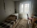 4-комнатная квартира, 80 м², 3/9 этаж, Дулатова 167 за 40 млн 〒 в Семее — фото 6