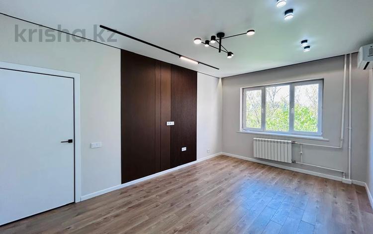 3-бөлмелі пәтер · 76.2 м² · 6/9 қабат, проспект Гагарина 152 — Между ул. Джандосова и ул. Сатпаева, бағасы: ~ 66.9 млн ₸ в Алматы, Бостандыкский р-н — фото 36