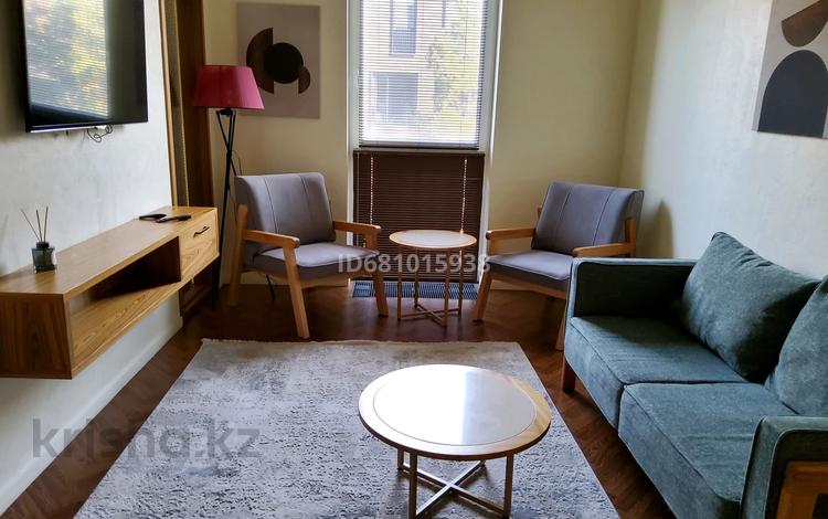 2-бөлмелі пәтер · 35 м² · 2/3 қабат, Аль- Фараби 116, бағасы: 35 000 ₸ в Алматы, Бостандыкский р-н — фото 2