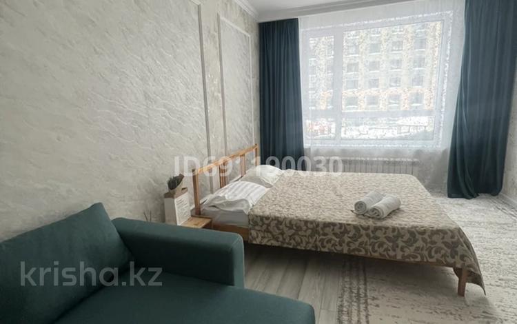 1-комнатная квартира, 39 м², 3/9 этаж посуточно, Нажимеденова 27 за 11 000 〒 в Астане, Алматы р-н — фото 2