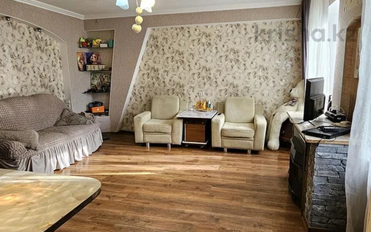 Часть дома · 3 комнаты · 62 м² · 3.5 сот., Переулок Чапаева за 13.5 млн 〒 в Усть-Каменогорске — фото 3