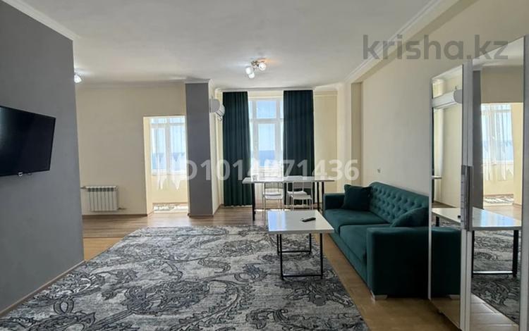 3-бөлмелі пәтер · 90 м² · 12/19 қабат, 7-ш/а., Мкр.7а 21, бағасы: 350 000 ₸ в Актау, 7-й мкр — фото 2