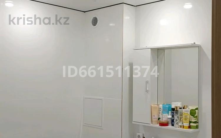 3-бөлмелі пәтер · 52 м² · 5/5 қабат, Михаэлиса — Алматинская, бағасы: 20.5 млн ₸ в Усть-Каменогорске — фото 28