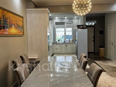 4-комнатная квартира · 215 м² · 3/3 этаж, Данеш Ракышева за 158 млн 〒 в 