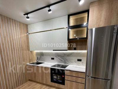 3-комнатная квартира · 57 м² · 14 этаж, Жандосова 94/8 за 53 млн ₸ в Алматы, Бостандыкский р-н