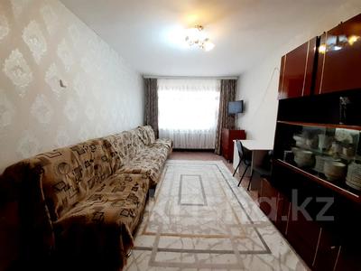 2-комнатная квартира · 44 м² · 1/5 этаж, Майкудук, 14й микрорайон за 9.5 млн ₸ в Караганде, Алихана Бокейханова р-н