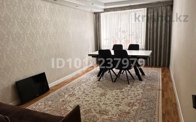 3-бөлмелі пәтер · 82 м² · 1/10 қабат, Қонаев ш/а. 59 — Салтанат сарайы, бағасы: 32.5 млн ₸ в Уральске, мкр Кунаева — фото 2