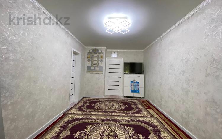 3-комнатная квартира · 50 м² · 1/5 этаж, Мира — 5 мкр за 9.5 млн ₸ в Темиртау — фото 3